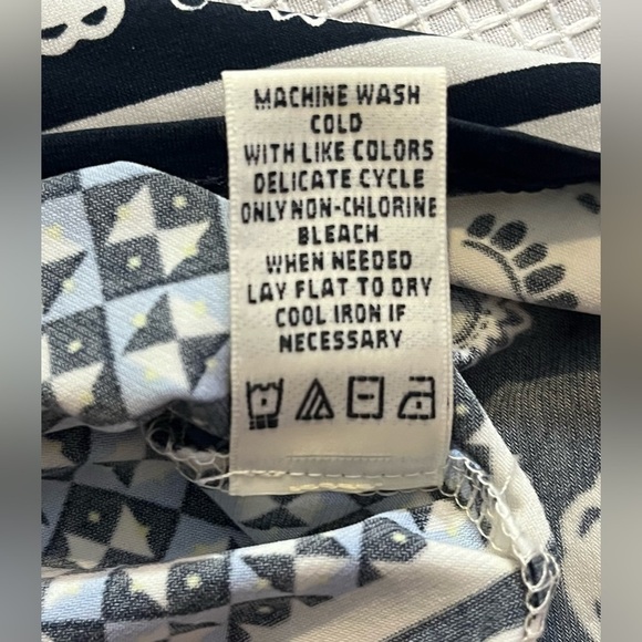 Studio M Black Blue and White Patterned Dress Women’s Size Medium - Picture 13 of 15